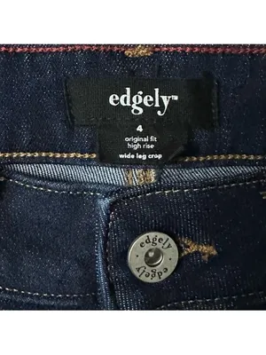 edgely by Maurices Original Fit High Rise Wide Leg Crop Raw Hem Jeans Size 4 thumbnail 6