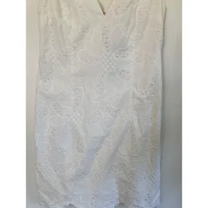 Lilly Pulitzer Madden Dress Resort White Jumbo Petal Eyelet Scalloped Size 6 thumbnail 3