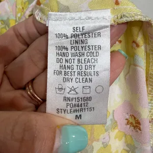 Storia Yellow Floral Tiered Romper Sz M thumbnail 6
