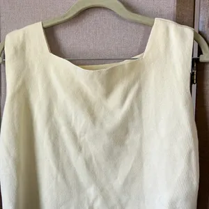 FINAL MARKDOWN Elegant knit Sleeveless Top Size undefined thumbnail 2