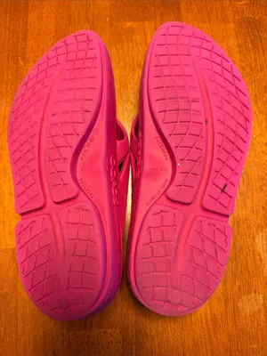 OOFOS Women's Bright Pink Recovery Flip Sandals Size 10 thumbnail 3