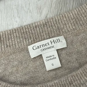 Garnet Hill Sweater cashmere v neck crew womens Tan (small) classic minimalist thumbnail 2
