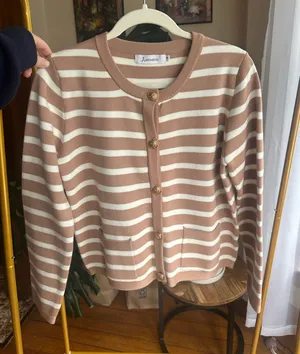 Striped sweater thumbnail 1