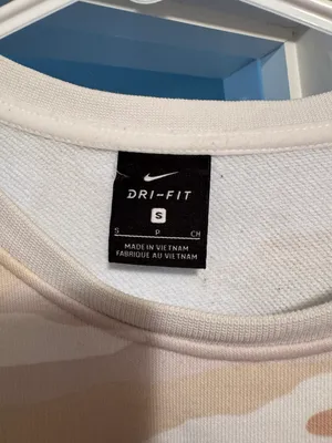 Nike Dri-Fit Long Sleeve thumbnail 2