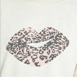 Wildfox Leopard print kiss lips oversized statement sweatshirt size XL thumbnail 5