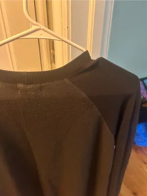 ☀️3/$25 Monrow raglan sweater crewneck sweatshirt xl black color block thumbnail 6