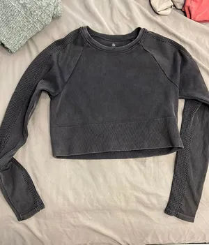 Aerie Long Sleeve thumbnail 1