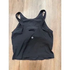 Lululemon Black Ribbed‎ Cropped Tank Top Size 2 Racerback Athleisure flaw thumbnail 2