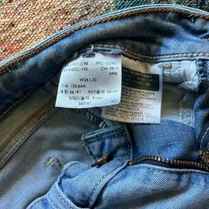 Levi's Y2K Vintage Blue Skinny Jeans with Slim Fit Straight leg SZ 26/30 Denim thumbnail 13