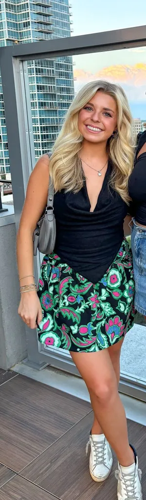 NIA black backless halter top thumbnail 1