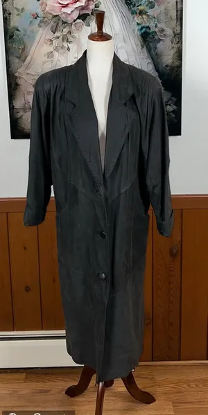 Gorgeous Vintage 90s Avanti Charcoal Suede Trench Coat! thumbnail 1