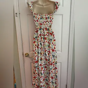 Lush Floral Maxi Dress‎ Small NWT Cream Boho Cutout Cottagecore LD42030PI026 NEW thumbnail 2