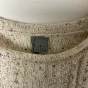 New Directions Oatmeal‎ Lace Knit Sweater Size Large thumbnail 2