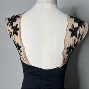 Vintage Cache Illusion Neckline Floral Beaded Mesh Waist Full Length Gown thumbnail 8