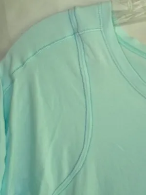 Beautiful M Mint Green Nylon Athletic Shirt Top thumbnail 2