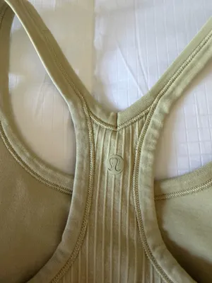 Lululemon Tank thumbnail 3