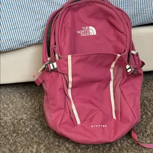 The North Face pivoter Fuchsia Backpack thumbnail 5