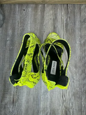 Steve Madden Mira Sandle Heels Neon Green Yellow Snake Print Ankle Strap Women 8 thumbnail 7