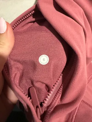 Lululemon jacket thumbnail 2
