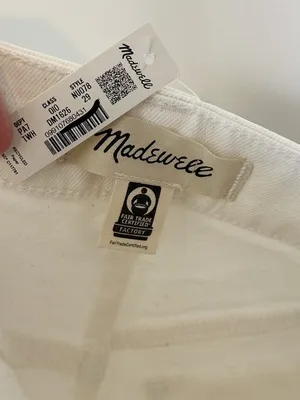 NWT Madewell The Curvy Perfect Vintage Wide-Leg Crop Jean in White - Size: 29 thumbnail 4