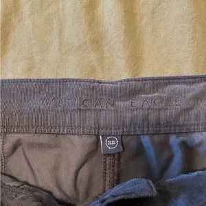 American Eagle Baggy Jogger Womens Size 4 Short Corduroy Cargo thumbnail 4