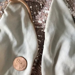 Rose gold sequin dress, size M Size M thumbnail 9