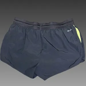 Nike‎ dry-fit black & neon green shorts sz small thumbnail 2