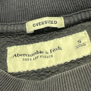 Abercrombie & Fitch Women's Navy Blue Wolf Graphic Fleece Sweatshirt Top Size S thumbnail 4