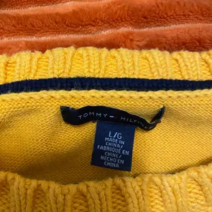 Tommy Hilfiger Womens cable knit sweater mustard color size L thumbnail 5