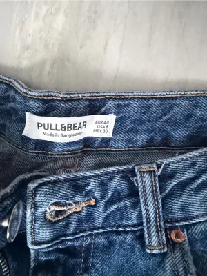 Classic straight Women’s Blue Jeans thumbnail 3