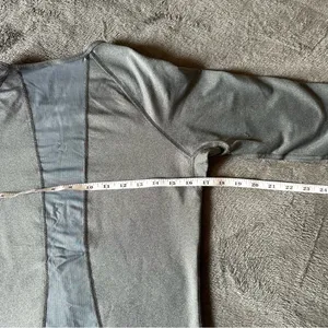 Women’s Nike Golf Long Sleeve Active Shirt‎ Size M Gray/Coral thumbnail 5