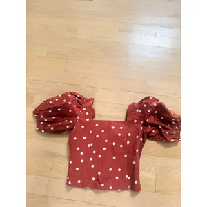 Nasty Gal Rust Red Polka Dot Puff Sleeve Square Neck Crop Top Size S NEW thumbnail 2