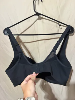 Athleta bra thumbnail 3