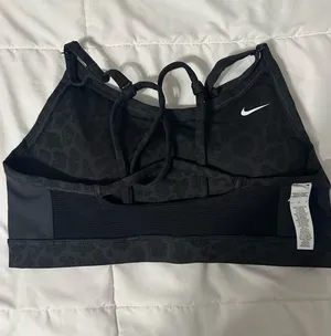 Nike Dri-Fit Sparkly Cheetah Print Workout Set thumbnail 5