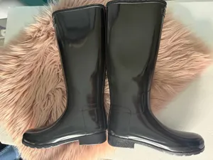 Hunter Women’s Original Tall Gloss Rain Boots Black Size 7 thumbnail 4