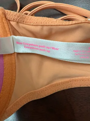 PINK Victoria’s Secret Wear Everywhere Front Closure Push Up Size 32D thumbnail 7