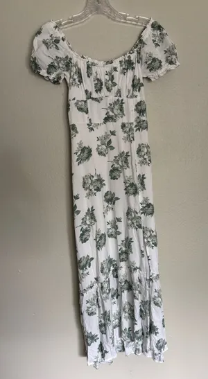 Hollister Dress Floral thumbnail 1