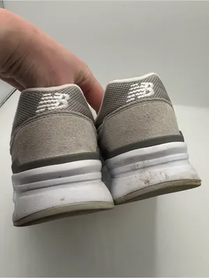 New Balance 997H Neutral Gray and White Sneakers Womens Size‎ 10 trendy chic thumbnail 4