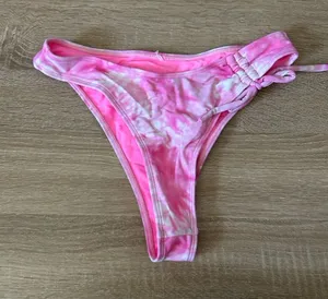 Pink Tie thumbnail 1