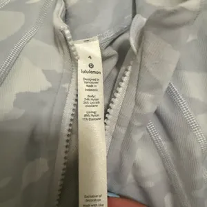 Women's Lululemon Jacket thumbnail 2