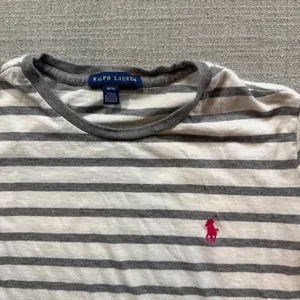 Ralph Lauren Striped T-Shirt Medium Grey White Pink Pony Short Sleeve Cotton‎ thumbnail 3