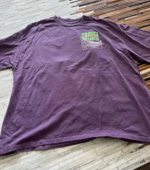 PacSun Graphic Tee thumbnail 1