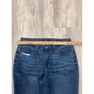Judy Blue Boyfriend Fit Jeans Women Size 18W Medium Wash Distressed Raw Hem thumbnail 4