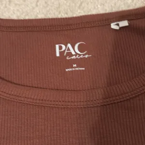 PacSun brown cropped top thumbnail 4