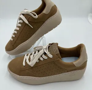 Chic Tan and Beige Women's Sneakers Size 8 thumbnail 1