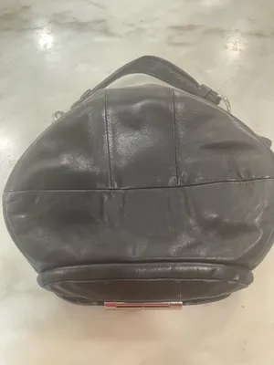 Coach Kristin Black Leather Shoulder Bag Gusseted PocketLatch PurseVintage 16808 thumbnail 7