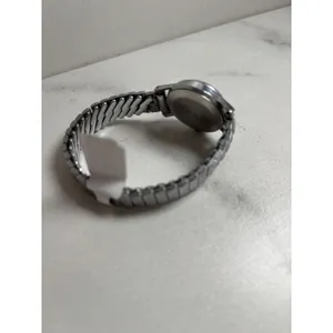 Vintage Timex Womens‎ Mechanical Wind Up Watch Silver Tone Expansion Band 22mm thumbnail 3