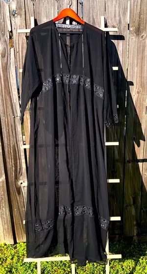 Abaya Black light weight Sheer Open Front Tie Front Size L thumbnail 1