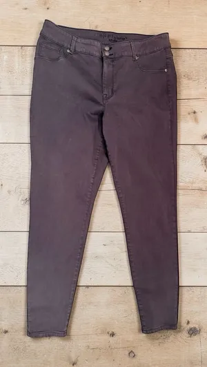 Maurices Women's Plus Size M Jeans High Rise Extra Long Jeggins thumbnail 1