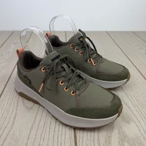 Teva Women's Ellwood Slip-Resistant Hiking Sneakers US8 Burnt Olive $100 thumbnail 1
